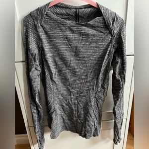 Lululemon thermal running top